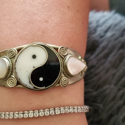 Ying-Yang Nickel Silver Cuff Bracelet With Moonstone