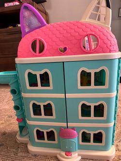 Gaby Dollhouse