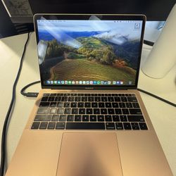 13.3 Inch MacBook Air | 2019 Intel i5 Chip