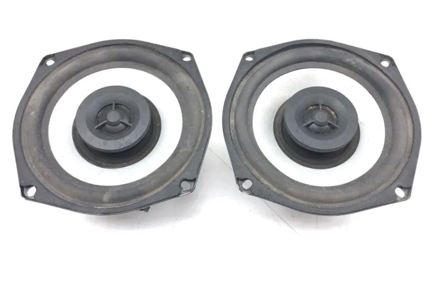 Harley-Davidson OEM 5.25 Speakers. Set of 4