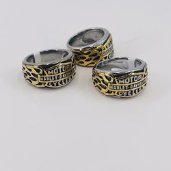Anillo para caballero acero inoxidable/Ring for men stainless steel $18 EACH