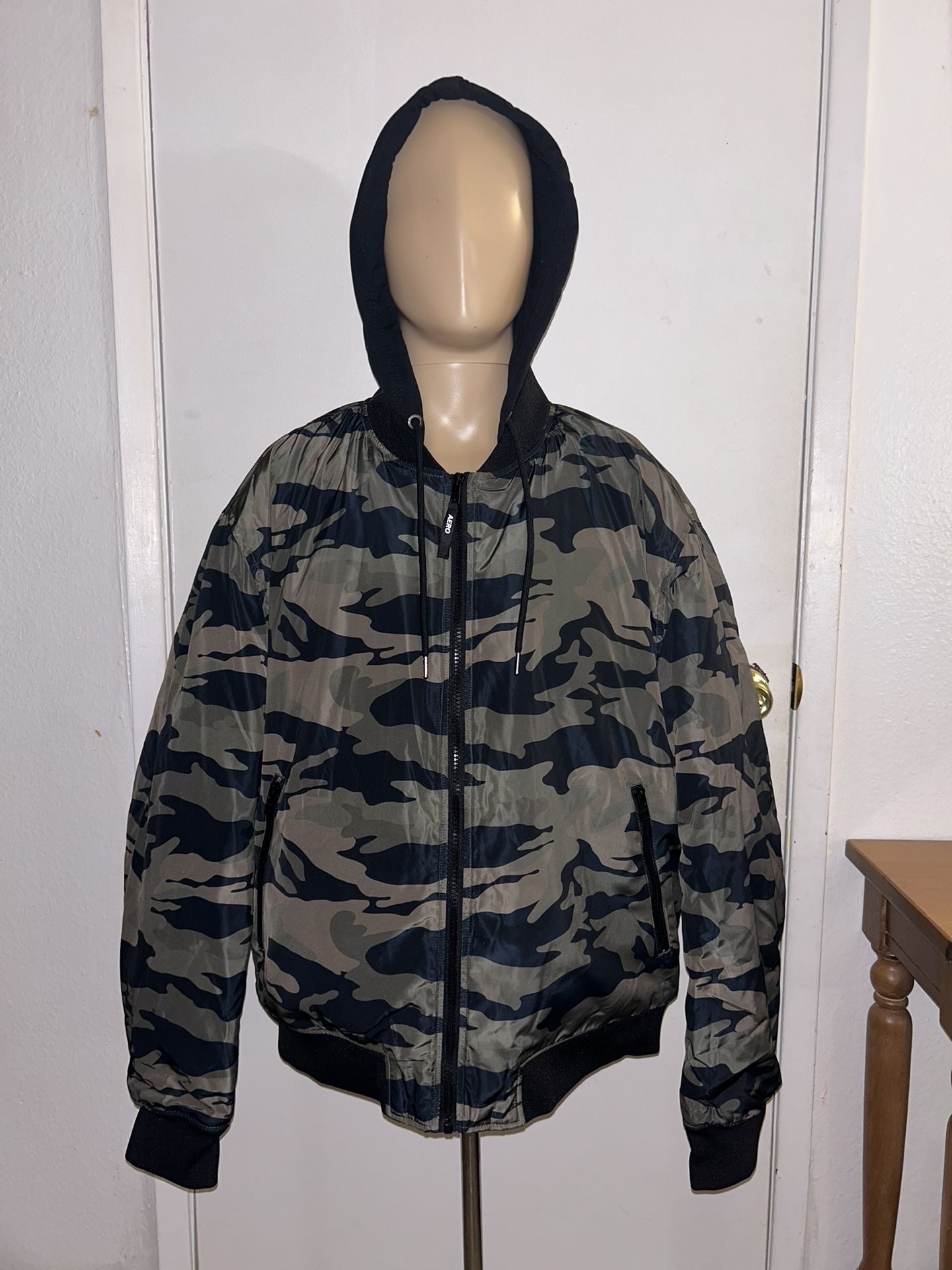 Aeropostale Camo Hooded Hoodie Bomber Jacket Men’s Rose Gold Color Full Zip Sz L