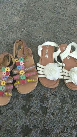 Girls sandals size 8