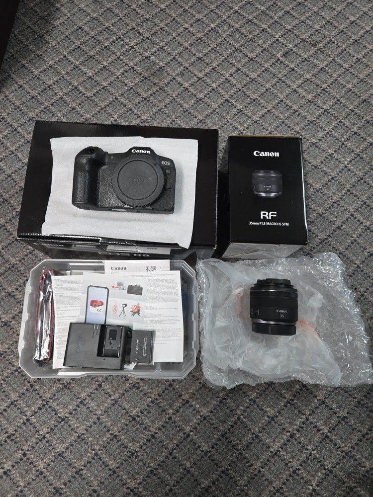 Canon R8 and RF 35mm F1.8 Lens..Like new Condition.