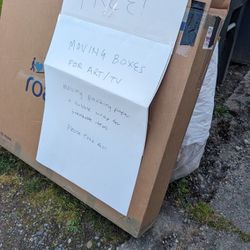 FREE Moving Boxes For Art/TV And Paper 