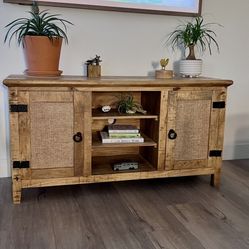 Buffet / Sideboard or TV Console / Cabinet 
