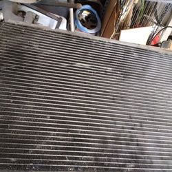 96 Tahoe Radiator 