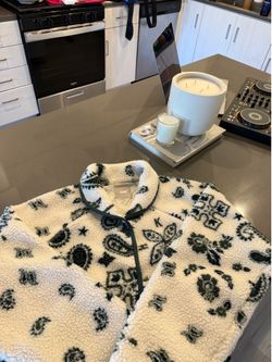 Kith pinehurst Sherpa Men’s Medium