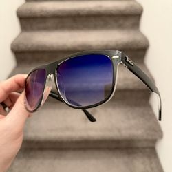 NEW Sunglasses Original Ray Ban  RB4147 Boyfriend