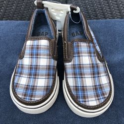 BabyGap Canvas Slip on Plaid Boy’s Shoes Size 8 