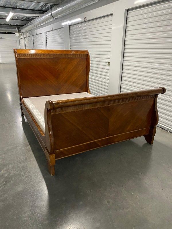 Queen Bed Frame With Mattress