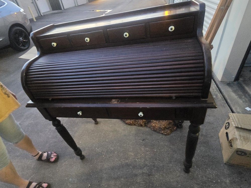 Vintage Roll Top Desk