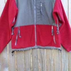 The North Face women's size Small red fleece Denali jacket 