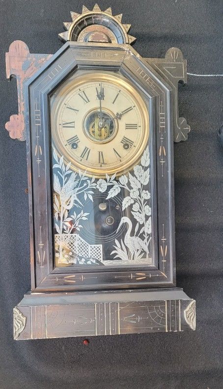 Antique Mantle Clock ~ Wm. L.. Gilbert Clock Co. ~