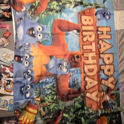 Grizzly and Lemmings theme backdrop