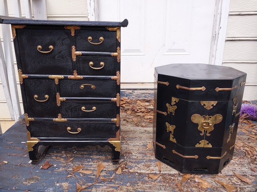 Mid-19th Century Chinese Octagon Wedding Chest / Side Table
And Antique Chinese Wood Jewelry Box