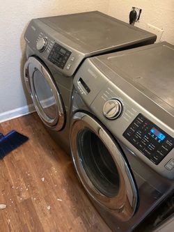 Samsung Front-Load Washer and Dryer Set