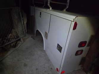 11' Tool Utility Box for Pick Up truck