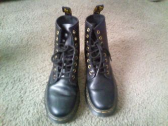Black Doc Martens size 6