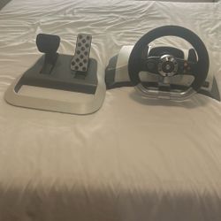 Xbox 360 Steering Wheel And Pedals 