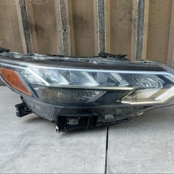 2020-2023 Nissan Sentra Headlight Passenger Right Side 