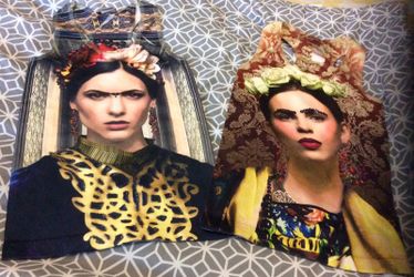 Plalleras de mujer estilo Frida Kahlo