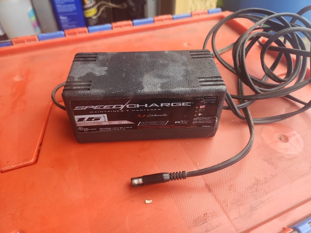 Battery Charger/maintainer