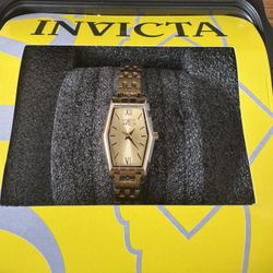 Women’s brand New Invicta Watch With Hard Case