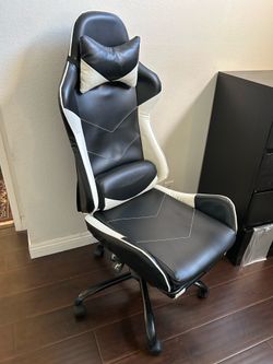 Gaming chair