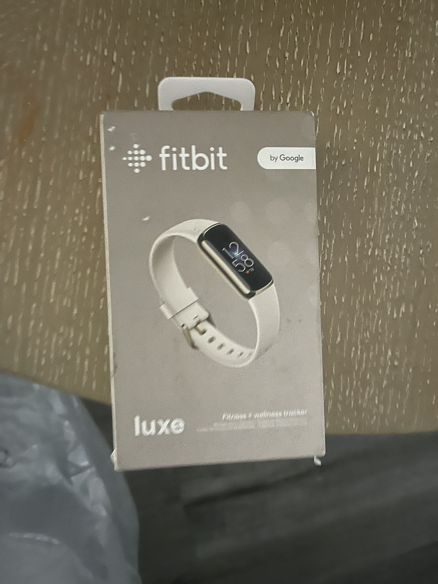 Fitbit Luxe