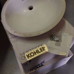 Bathroom undercounter sink - white