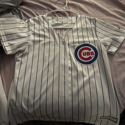 Cubs jersey for Sale in Cicero, IL - OfferUp
