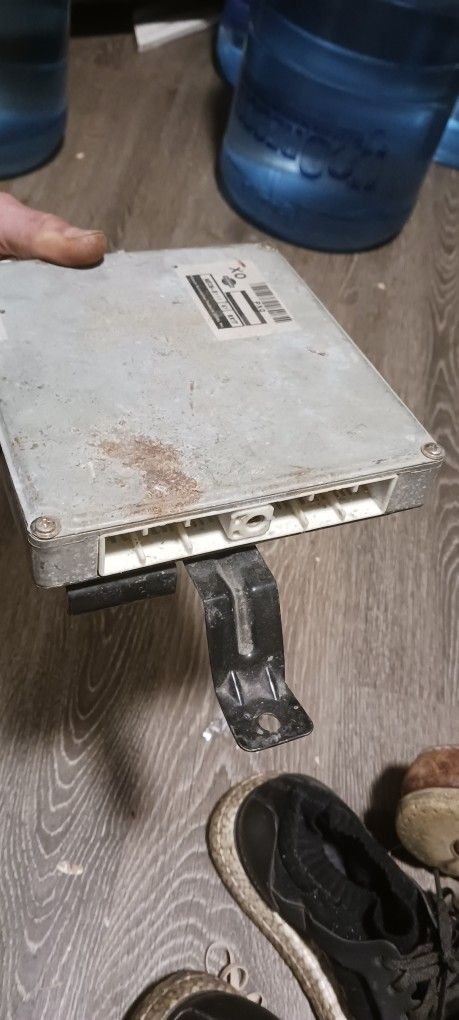 96 Nissan Hard Body Computer