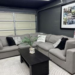 Modular Sectional Couch 🛋️ 
