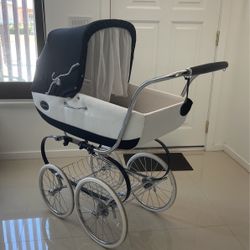 Royal Italian Baby Carriage 
