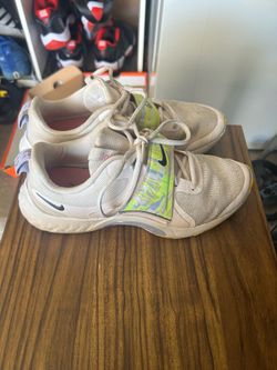 Nike women’s