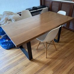Kitchen table/desk (very Heavy)