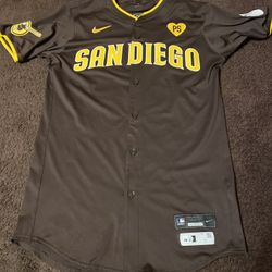2024 San Diego Padres Authentic Player Issued Jersey Size Large Adult- Carl Edward’s Jr