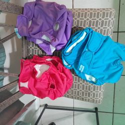 Like New 9 Medium Female Pet Diapers