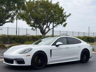 2018 Porsche Panamera