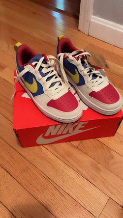 Nike sneaker 5.5 woman