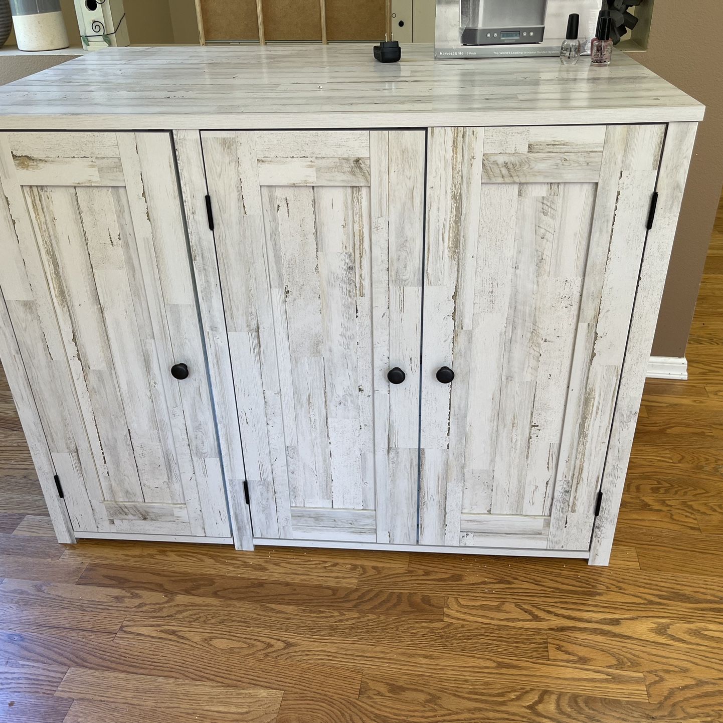 Litter Robot Coastal Credenza for Sale in Snohomish, WA - OfferUp