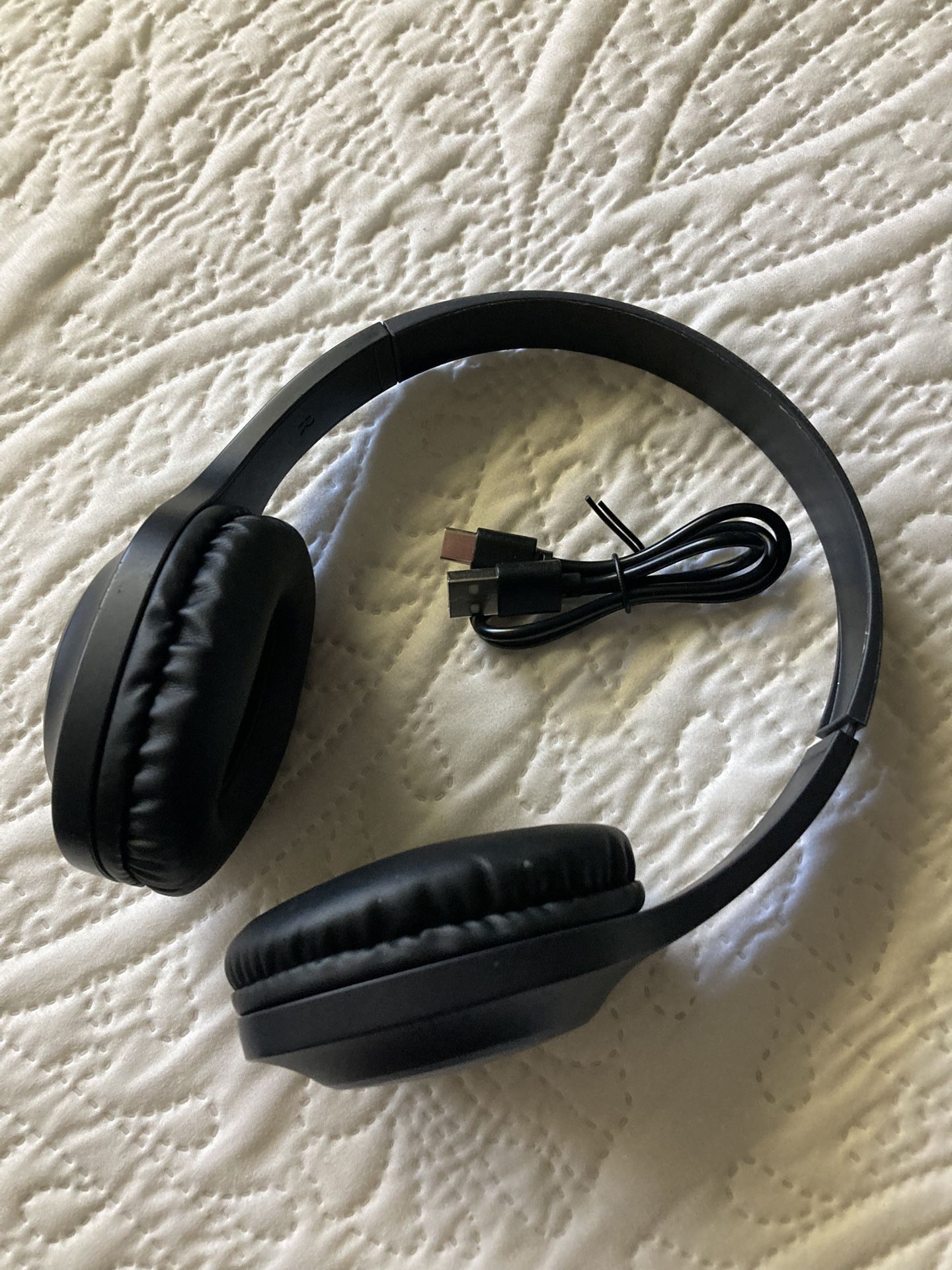 Heyday Wireless Headphones