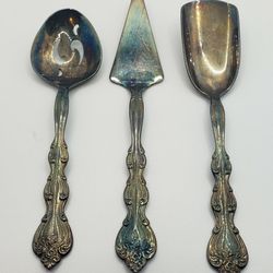 Vintage Silverplate mini 5 inch serve ware set with beautiful patina and ornate design