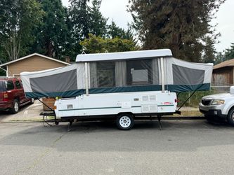 Coleman pop up trailer very clean