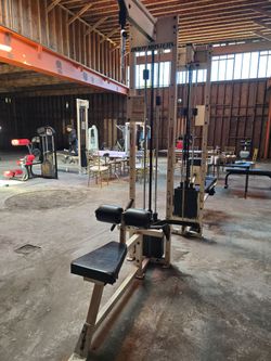 Bodymaster circuit lat pull down commercial gym equipment exercise fitness weight machine