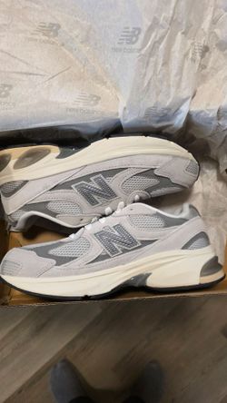New Balance Grey 2010 Lace Size 7 Women's