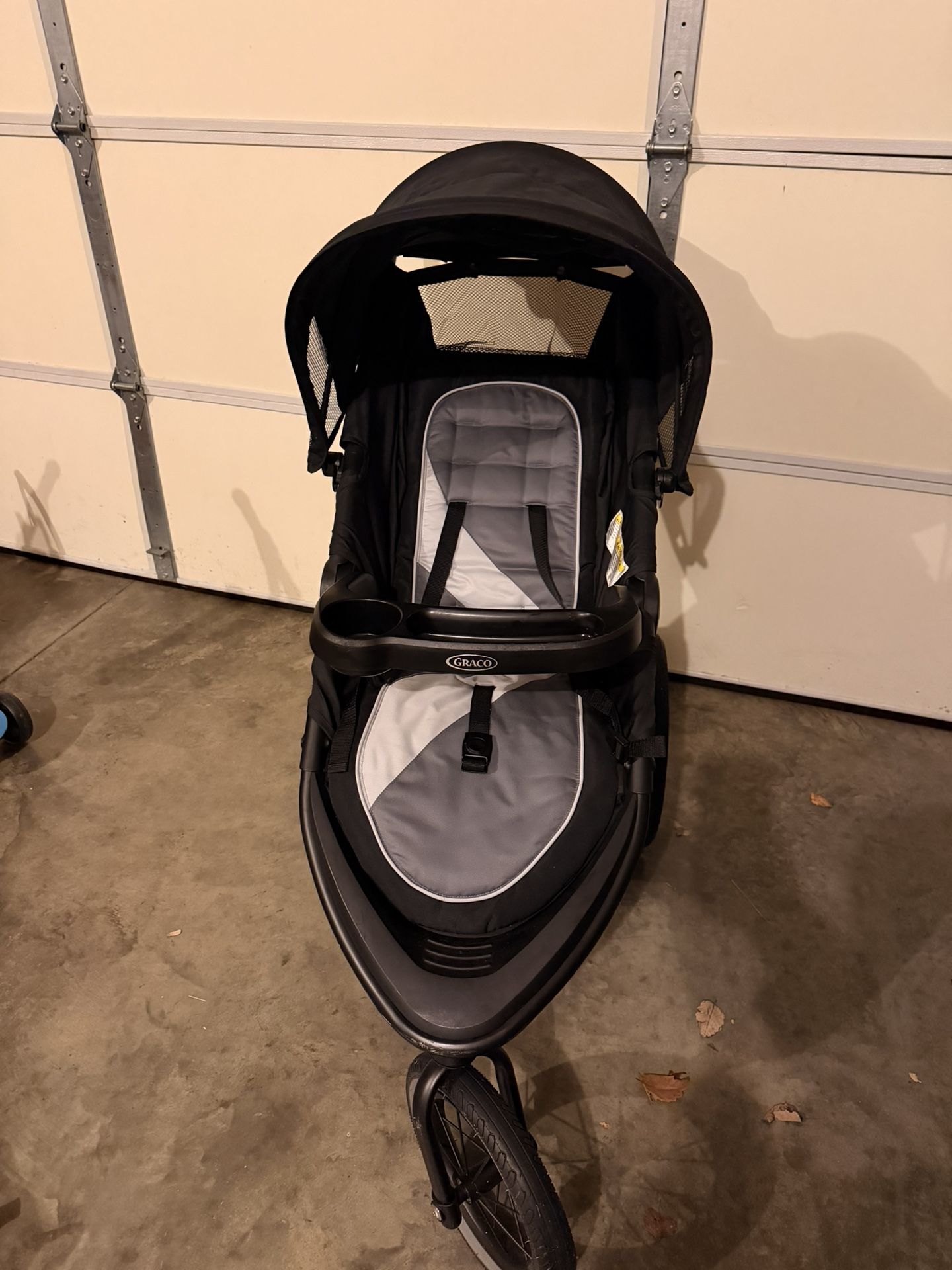 Graco FastAction Jogger LX Stroller