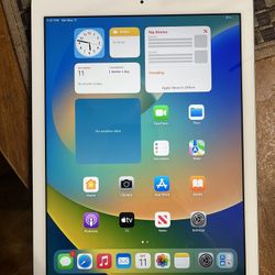 iPad 6th generation 128gbs 