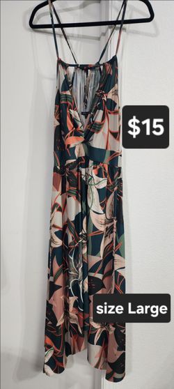 Dresses (lot 5 or 5) - see description and all pics